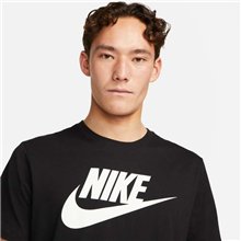 T-shirt Nike Sportswear AR5004-010