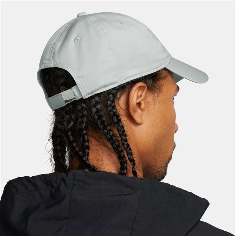CAPPELLINO CON SWOOSH IN METALLO FB5372-077